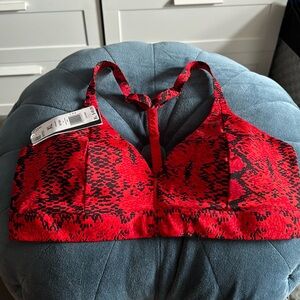 Adidas Ivy Park Ivy Hearts collection sports bra brand new w/tags